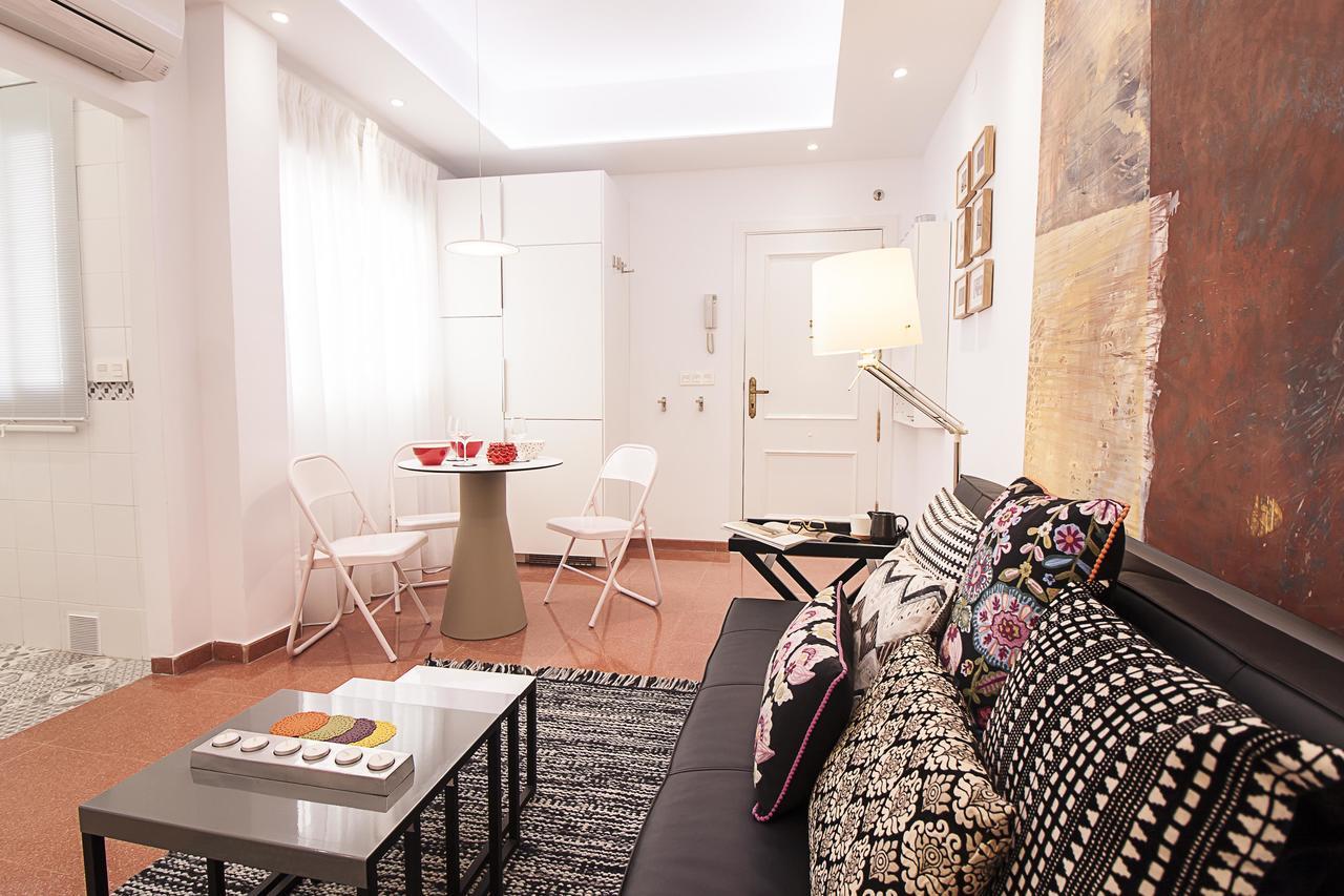 Old Town, City Center Apartment Premium With Parking Málaga Eksteriør billede
